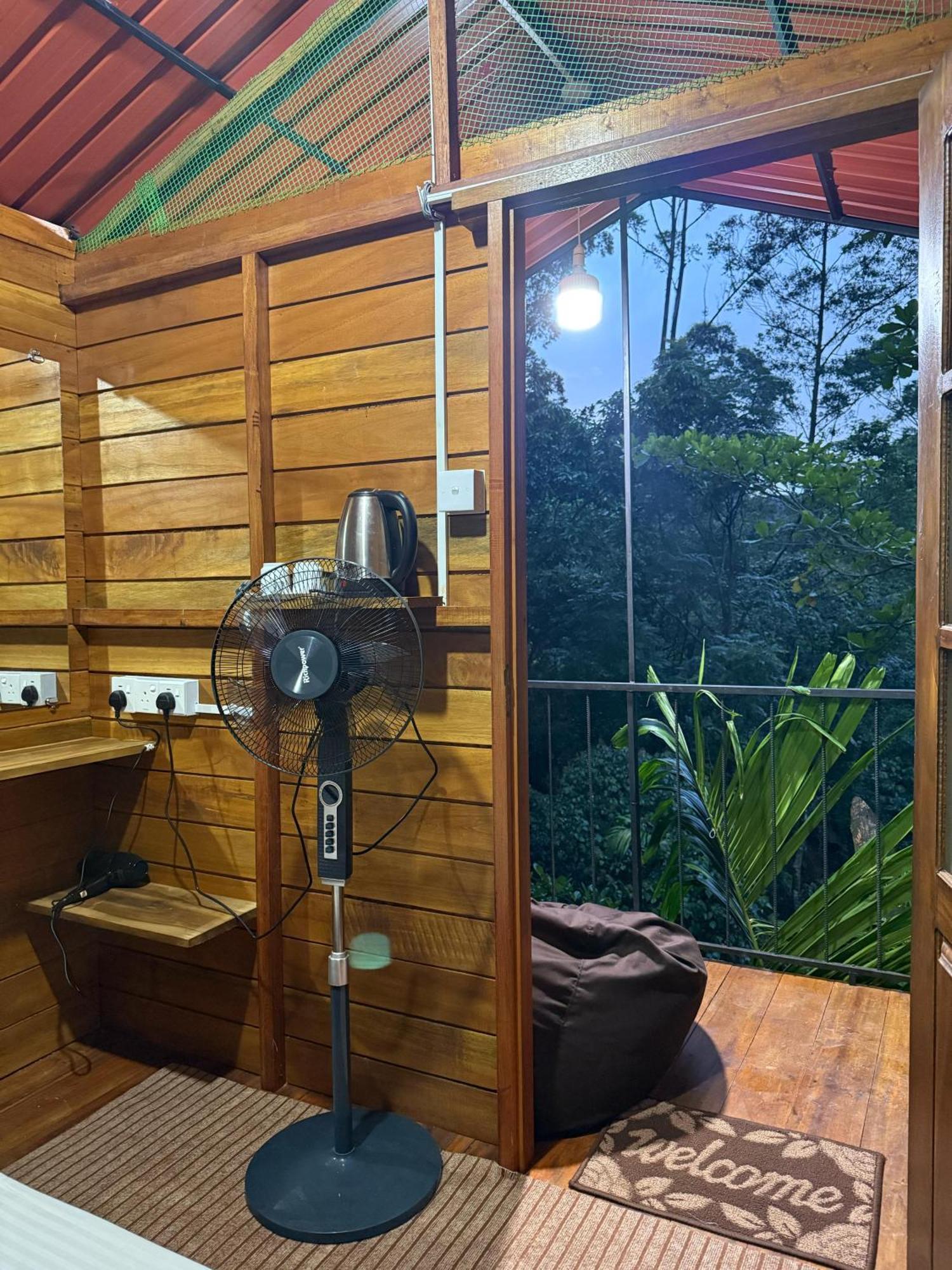 Ella Jungle Inn Homestay And Tree House Exterior photo